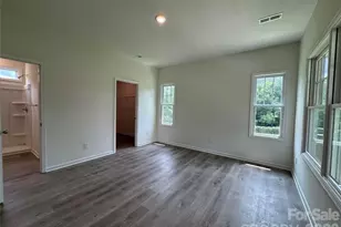 517 W Front St, Statesville, NC 28677 - Photo 13
