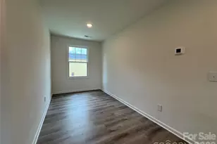 517 W Front St, Statesville, NC 28677 - Photo 17