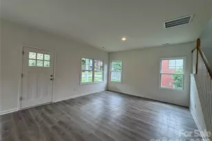 517 W Front St, Statesville, NC 28677 - Photo 9