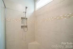 9038 Daring Ct, Charlotte, NC 28215 - Photo 9