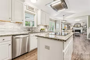 12317 Braeloch Ct, Huntersville, NC 28078 - Photo 7