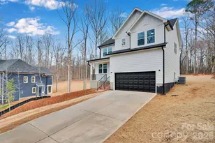 146 Forest Creek Dr, Statesville, NC 28625 - Photo 3