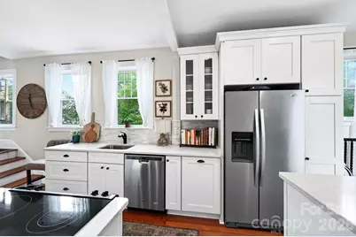 46 E Chestnut Street, Asheville, NC 28801 - Photo 27