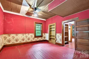 22 Woodbend Ln, Black Mountain, NC 28711 - Photo 29