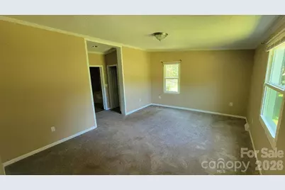 5401 Creek Run Court, Bessemer City, NC 28086 - Photo 11