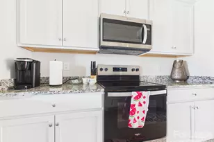 2130 Transatlantic Ave, Charlotte, NC 28215 - Photo 9