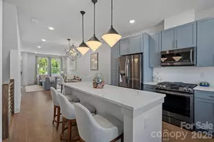 1725 Wesley Grn Wy, Charlotte, NC 28208 - Photo 11