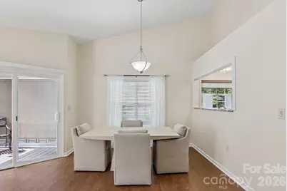 651 E Park Place, Hendersonville, NC 28791 - Photo 9