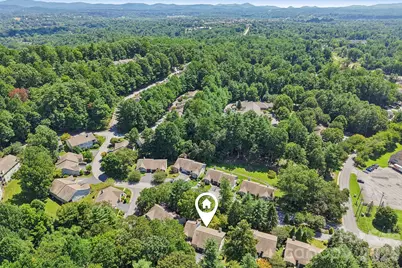 651 E Park Place, Hendersonville, NC 28791 - Photo 37