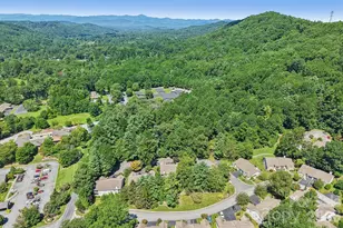 651 E Park Pl, Hendersonville, NC 28791 - Photo 41