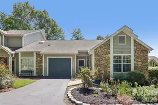 651 E Park Pl, Hendersonville, NC 28791 - Photo 1