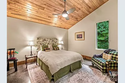 33 Robinson Creek Road, Asheville, NC 28803 - Photo 15