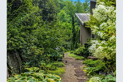 33 Robinson Creek Road, Asheville, NC 28803 - Photo 23