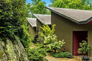 33 Robinson Creek Rd, Asheville, NC 28803 - Photo 1