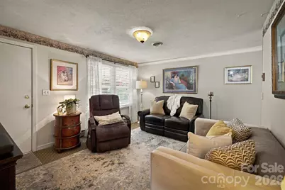 121 Rhyne Street, Morganton, NC 28655 - Photo 3