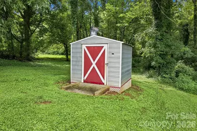 121 Rhyne Street, Morganton, NC 28655 - Photo 17