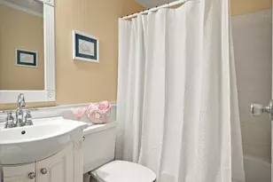 121 Rhyne St, Morganton, NC 28655 - Photo 9
