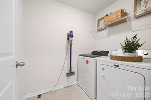 7035 Everly Commons Ln, Tega Cay, SC 29708 - Photo 23
