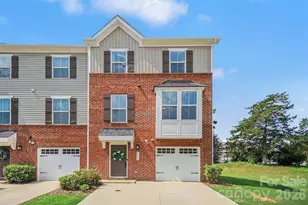 2662 Grantham Place Dr, Fort Mill, SC 29715 - Photo 1