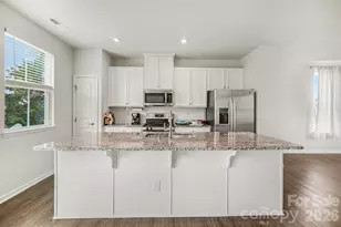 2662 Grantham Place Dr, Fort Mill, SC 29715 - Photo 9