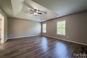 9927 Jeanette Cir, Charlotte, NC 28213 - Photo 19