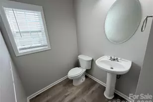 9927 Jeanette Cir, Charlotte, NC 28213 - Photo 9