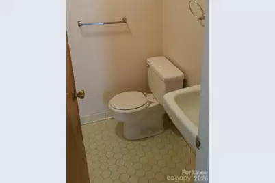 505 Warren Street W #B 11, Shelby, NC 28150 - Photo 5