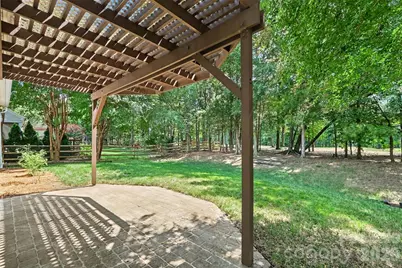 8932 Kestral Ridge Drive, Charlotte, NC 28269 - Photo 25