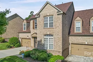 2246 Donnington Ln NW, Concord, NC 28027 - Photo 3