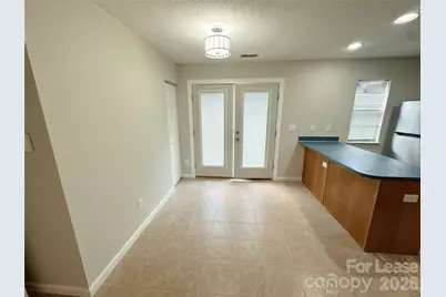 5745 Prescott Court, Charlotte, NC 28269 - Photo 5
