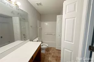 5745 Prescott Ct, Charlotte, NC 28269 - Photo 15