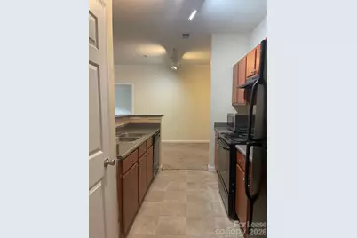 900 Vista Lake Drive #201, Candler, NC 28715 - Photo 5