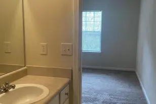 900 Vista Lake Dr, Candler, NC 28715 - Photo 9