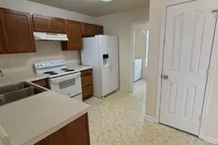 14016 Sugar Oats Ln, Charlotte, NC 28213 - Photo 5