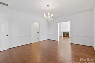806 Cherokee Rd, Charlotte, NC 28207 - Photo 19