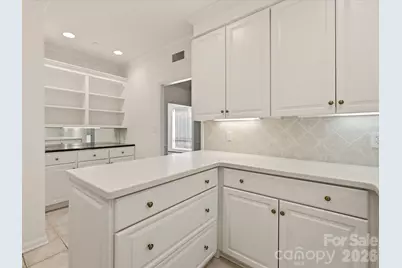806 Cherokee Road, Charlotte, NC 28207 - Photo 23