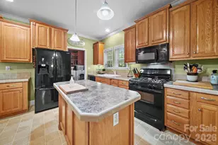 411 Alpine St, Kannapolis, NC 28081 - Photo 13