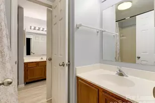 766 Marsh Rd, Charlotte, NC 28209 - Photo 25