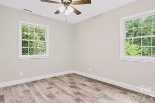 7823 Elwood Dr, Charlotte, NC 28227 - Photo 21