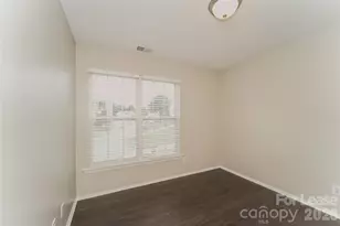 2045 Mallard Pine Ct, Charlotte, NC 28262 - Photo 11