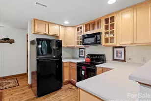 81 Creekside Wy, Burnsville, NC 28714 - Photo 13
