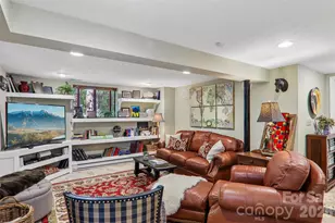133 Larchmont Dr, Hendersonville, NC 28791 - Photo 25