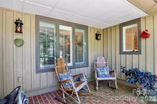 133 Larchmont Dr, Hendersonville, NC 28791 - Photo 3