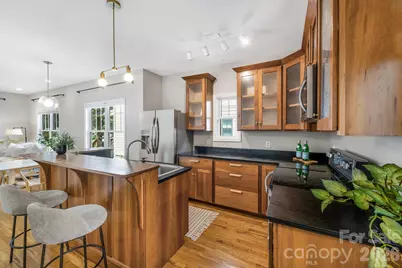 92 Martin Avenue, Asheville, NC 28806 - Photo 3