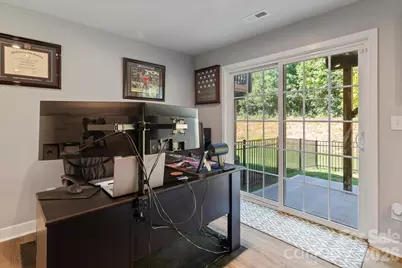 3037 Beeler Lane, Charlotte, NC 28208 - Photo 7