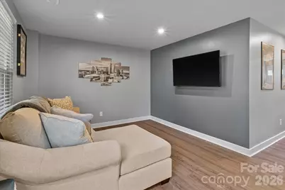 3037 Beeler Lane, Charlotte, NC 28208 - Photo 5