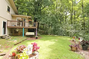 86 Pine Ridge Rd, Hendersonville, NC 28792 - Photo 23