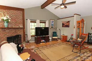 86 Pine Ridge Rd, Hendersonville, NC 28792 - Photo 7