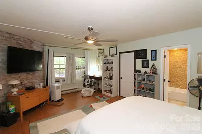 86 Pine Ridge Road, Hendersonville, NC 28792 - Photo 17