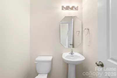 9517 Harvard Oak Court, Charlotte, NC 28269 - Photo 7
